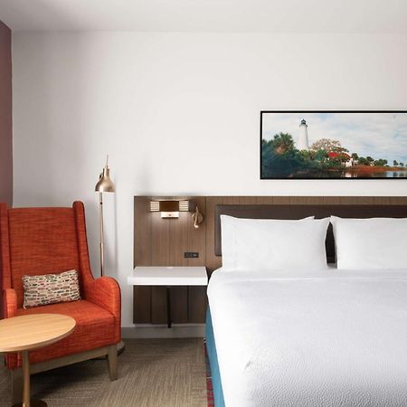 Hilton Garden Inn Талахаси Екстериор снимка
