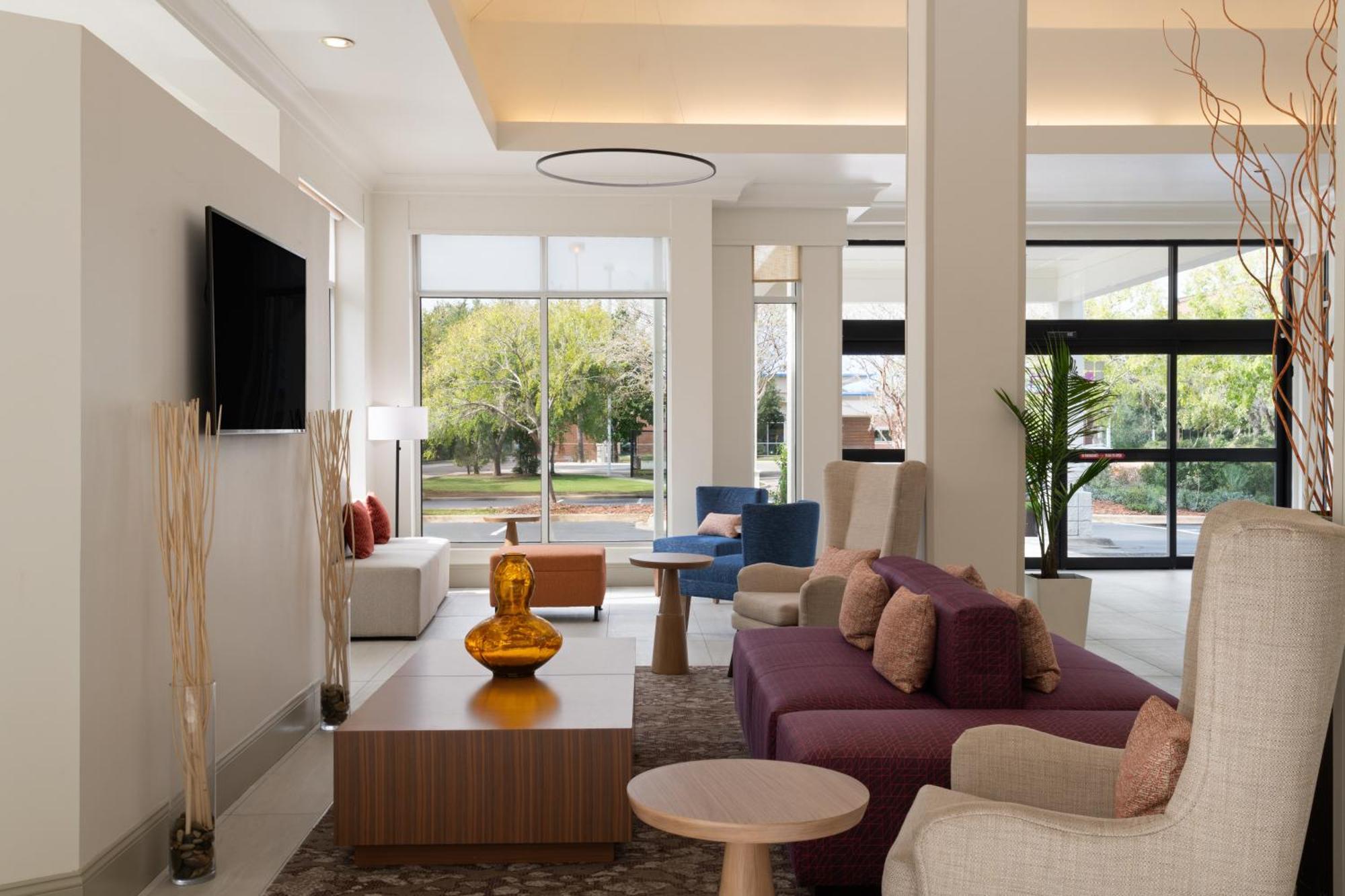 Hilton Garden Inn Талахаси Екстериор снимка